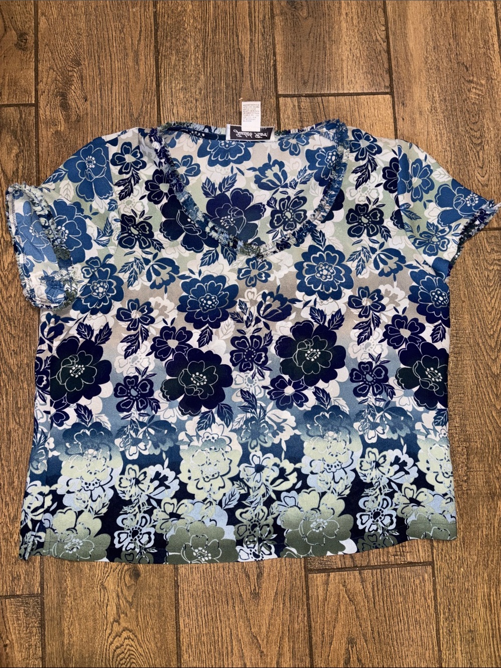 Vintage Judith Hart | Blue Floral Short-Sleeve Women's Top